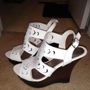Womens Shoes